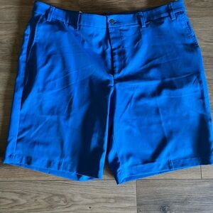 Callaway Men's Vibrant Blue Flat Front Shorts